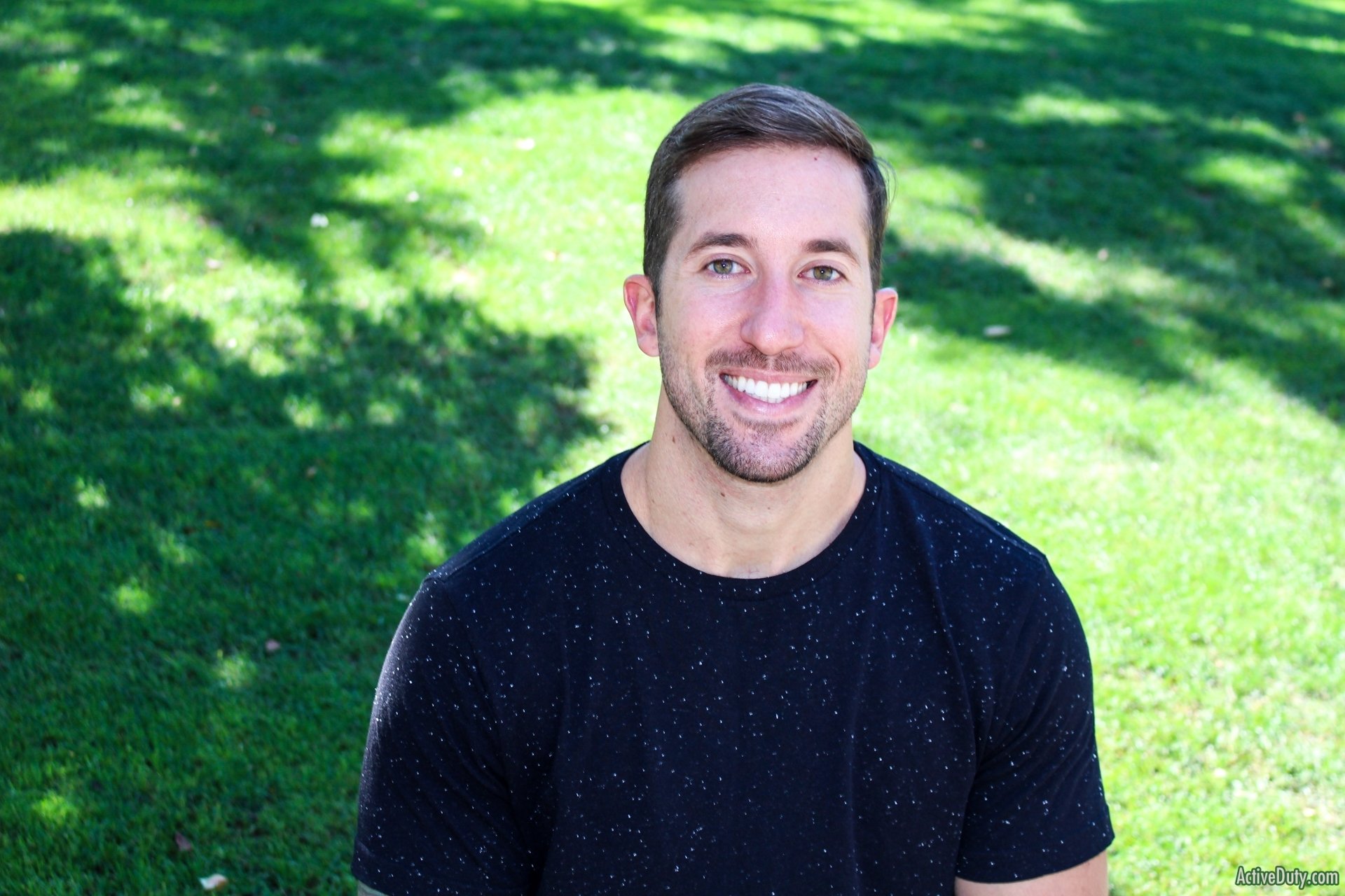 Brad pickett. Brad ai. брэд кавана. Brad kavanagh barefoot. Brad ai.