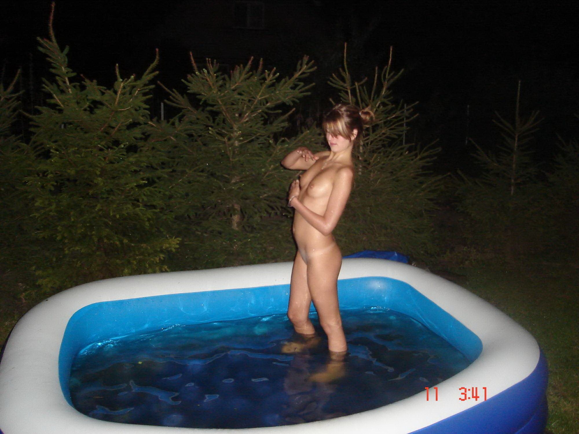 MULTI.XNXX.COMamateur's. you gotta love them!! gallery 523. 