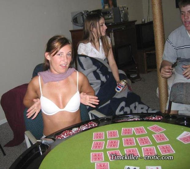 Amateur Strip Poker