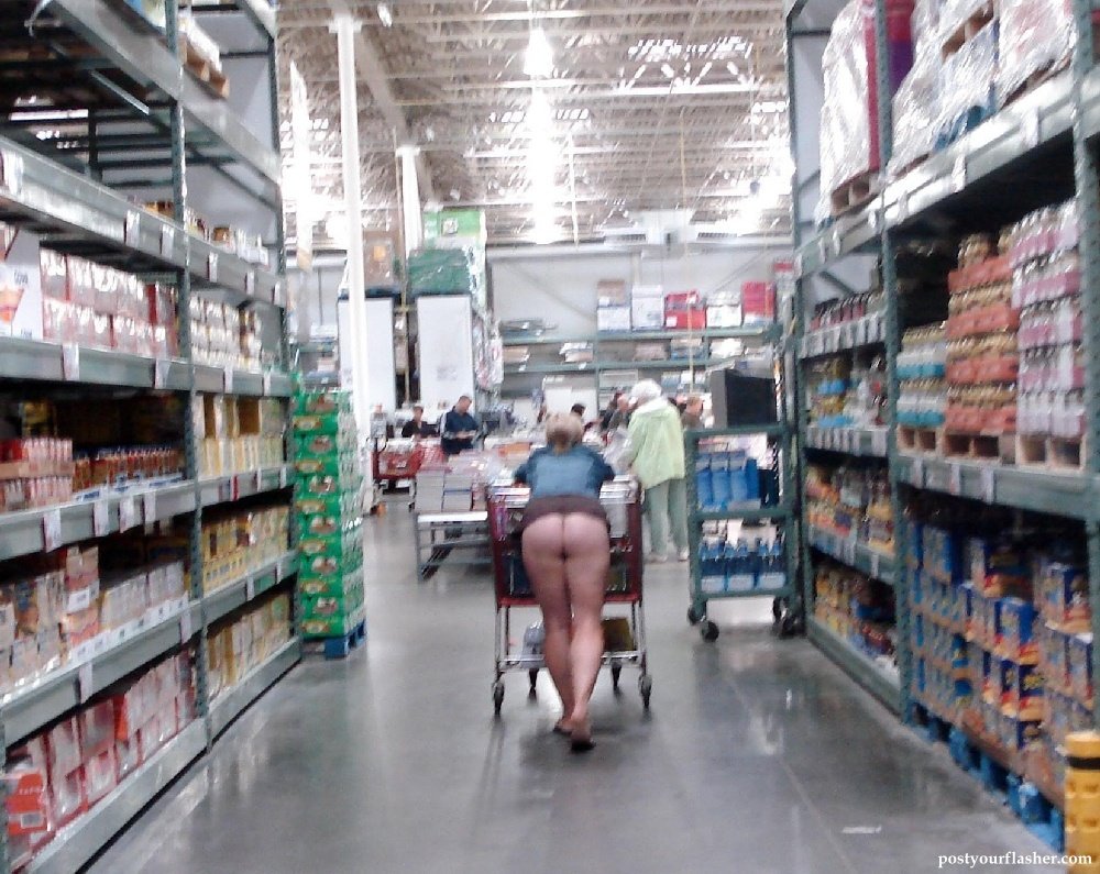 Girls Nude In Walmart