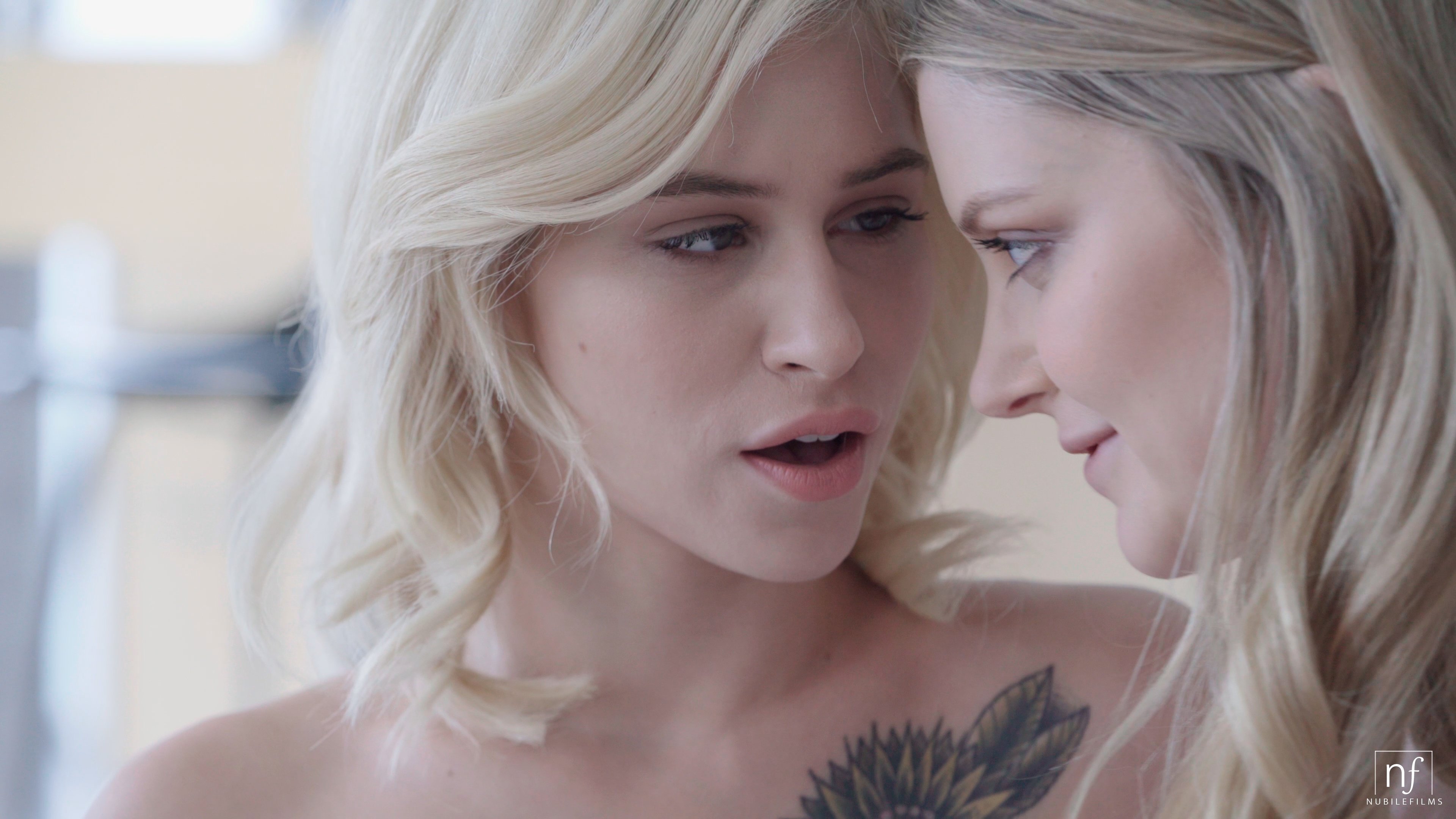 Molly_witha_chance threesome tape